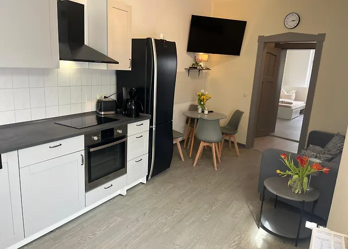 Monteur-Pension W8